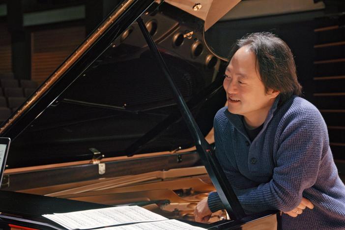 Celebrate the work of Franz Schubert with host Scott Yoo as he plays with young musicians.