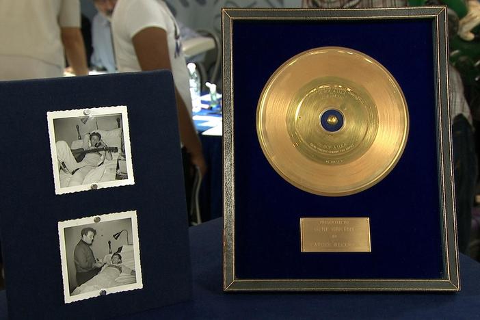 Appraisal: Gene Vincent "Be-Bop A Lula" Gold Record, ca. 1957, in Virginia Beach Hour 3.