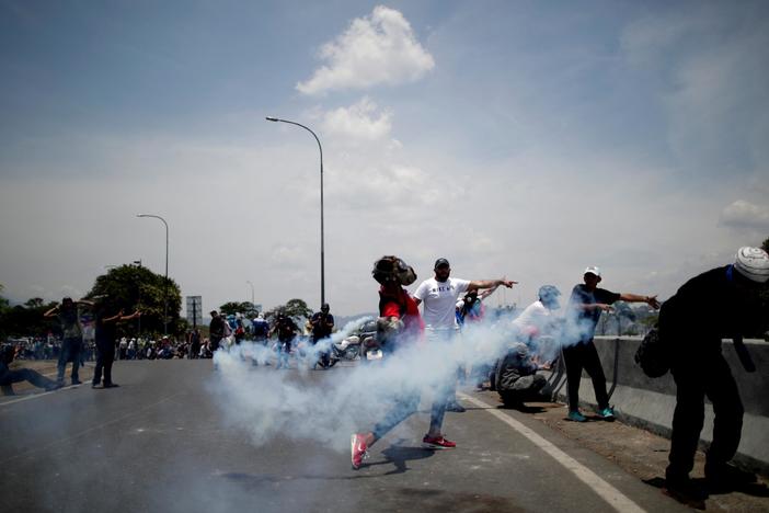 In Venezuela, Maduro holds on to power as Guaido's military support falters