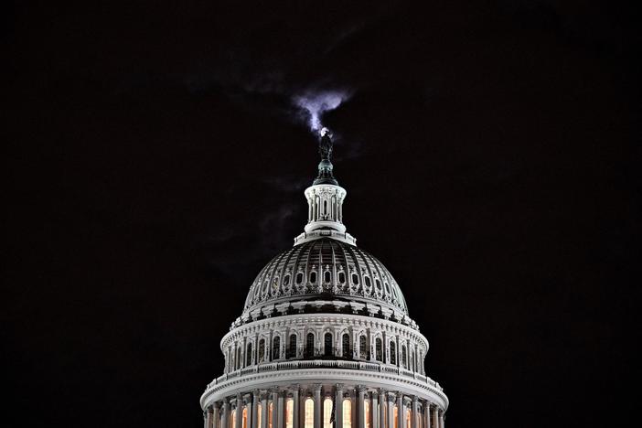 Congress battles over conflicting priorities, but finds some bipartisan agreement