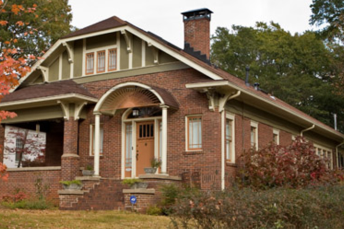 Leila Ross Wilburn was one of the pioneering women architects in the United States.