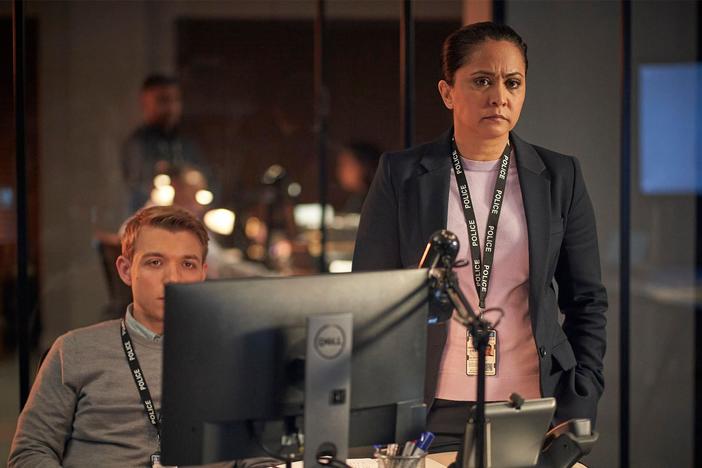 DI Ray leads the mission to rescue her prime suspect before it’s too late.