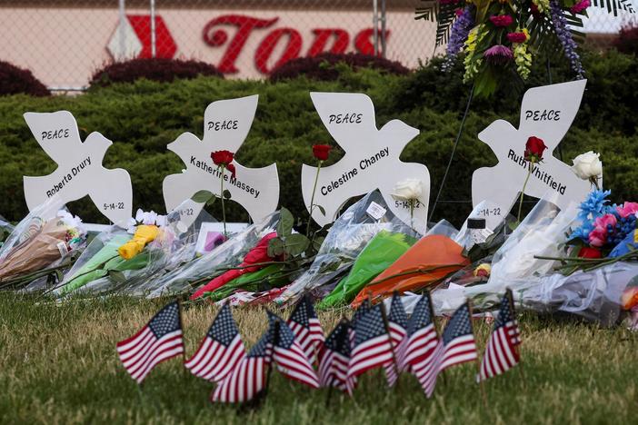 News Wrap: White suspect in Buffalo supermarket massacre charged with federal hate crimes