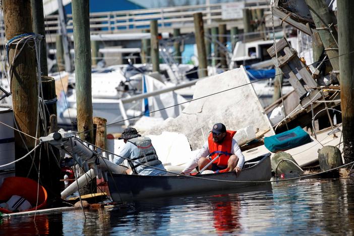 Floridians focus on recovery after Ian as death toll climbs