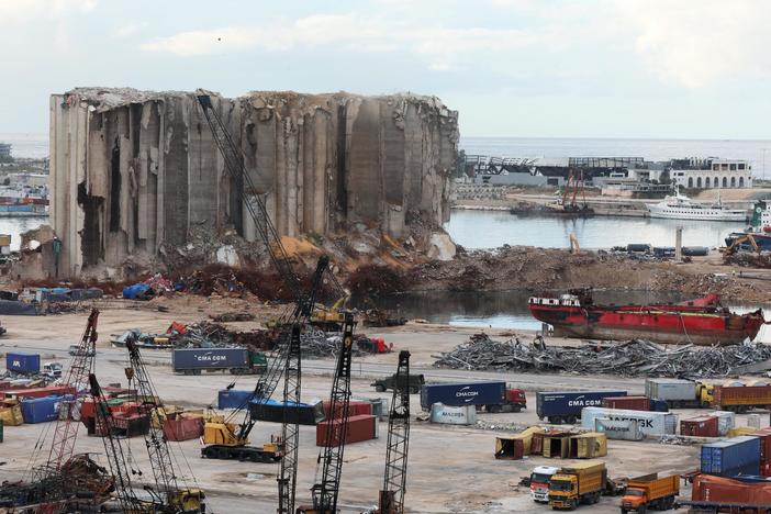 News Wrap: Lebanon officials charged with negligence in deadly Beirut blast