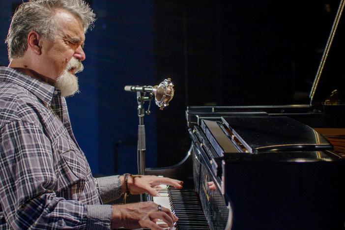 Darrell Scott plays an excerpt from his song “You’ll Never Leave Harlan Alive.”