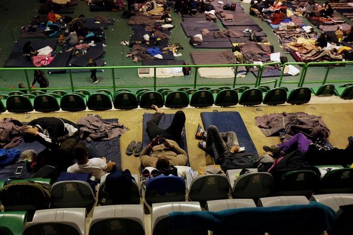 Mexico tries new approach to asylum-seekers at the border