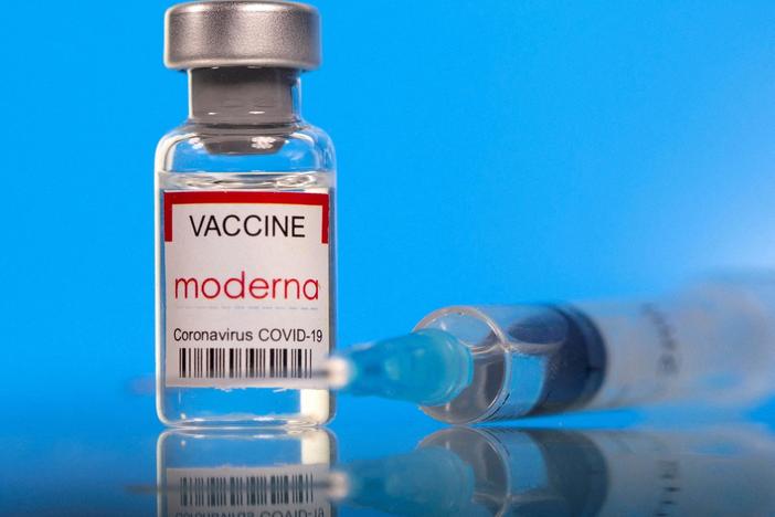 News Wrap: Moderna seeks FDA approval for its Covid vaccine for children under 6