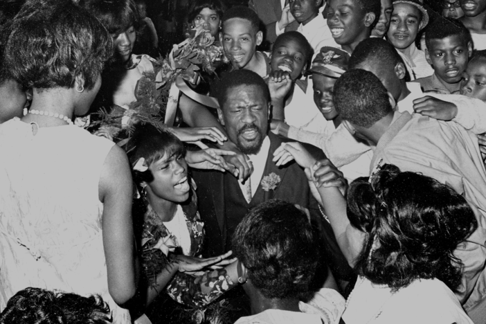 Bill Russell addressed the thousands of students gathered for the Freedom Stay-Out.