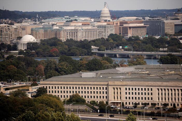 News Wrap: Trump administration asks Supreme Court to allow ban on trans service members