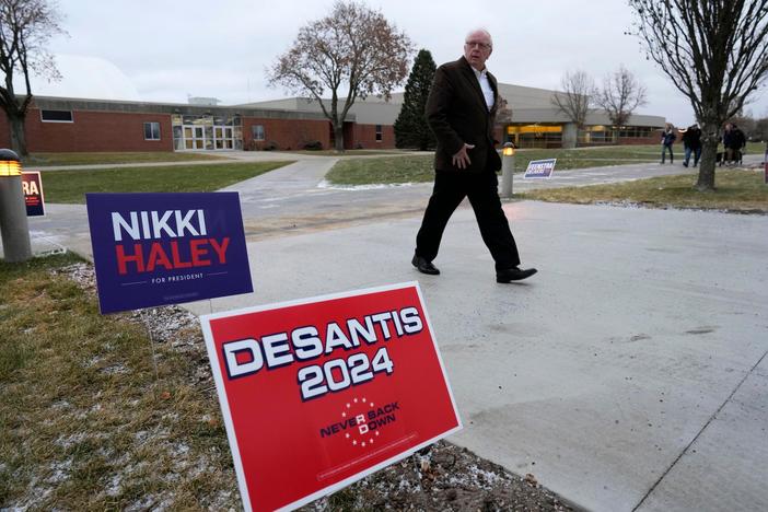 Time running out for GOP candidates to make race competitive as Trump grows Iowa lead