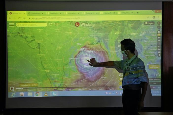 News Wrap: India, Bangladesh brace for powerful tropical cyclone