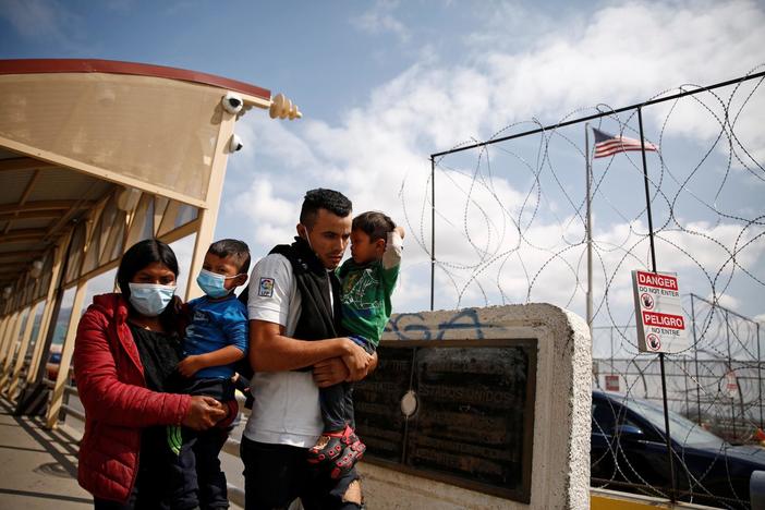Biden moves to end Title 42 amid backlash on migrant surge