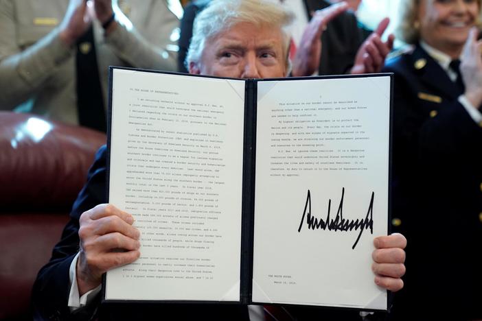 News Wrap: House fails to override Trump veto on emergency declaration
