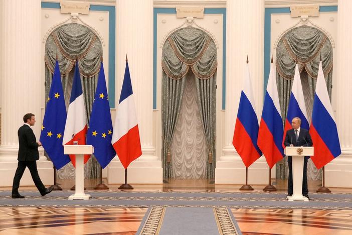 U.S., Europe intensify diplomatic efforts to defuse Russian aggression toward Ukraine