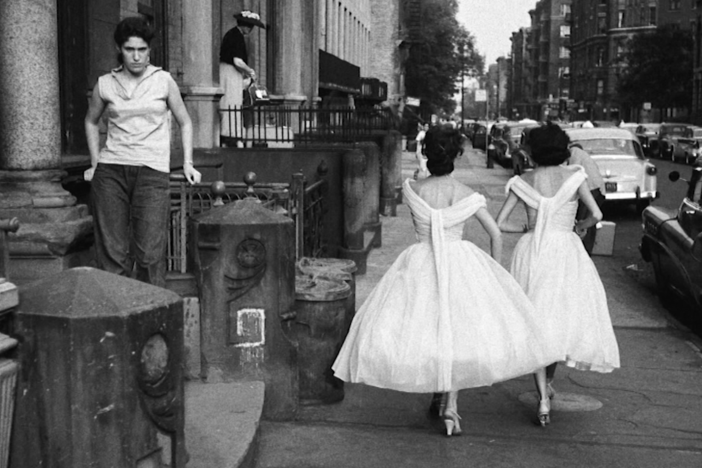 Garry Winogrand got his start as a photojournalist before becoming a fine art photographer