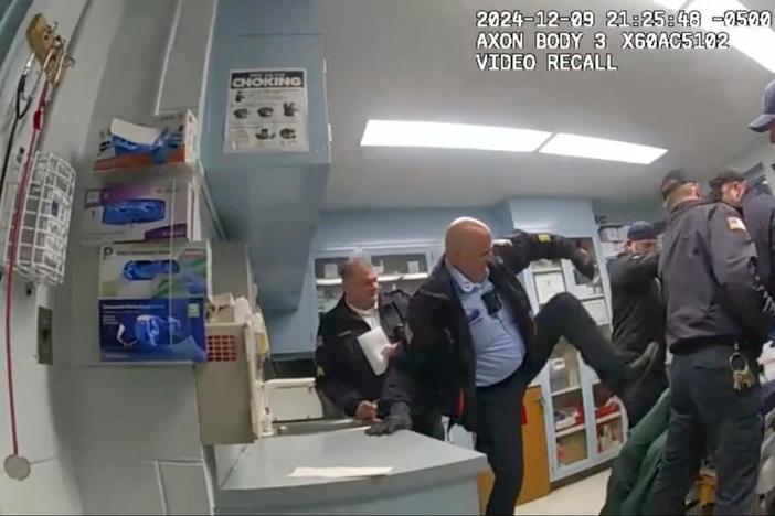 Death of New York man beaten by corrections officers sparks outrage and protests