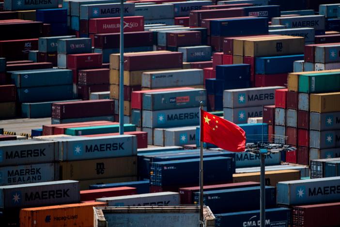 News Wrap: China calls Trump trade escalation 'blackmail'