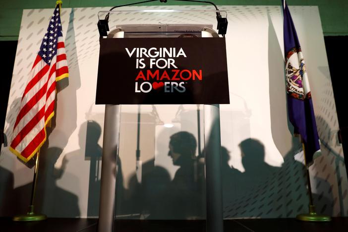 News Wrap: Amazon to split headquarters between Virginia and New York