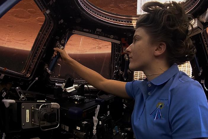 NASA psychologists prepare astronauts for the extreme isolation of a Mars mission.