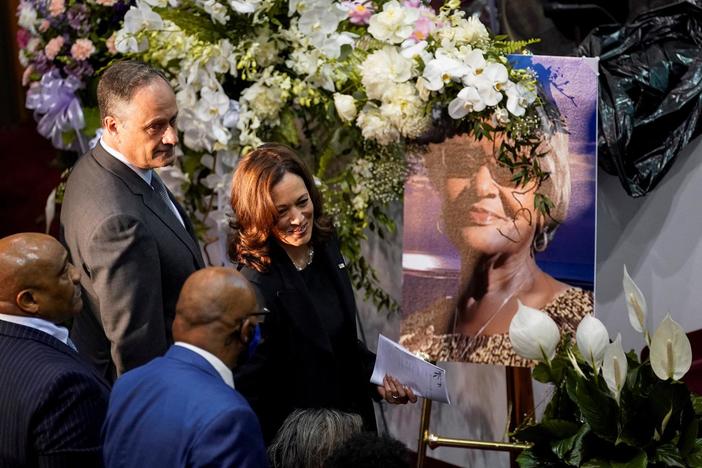News Wrap: Vice President Harris pays her respects to the Buffalo shooting victims