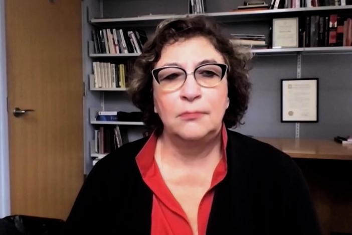 Yevgenia Albats discusses the war in Ukraine.