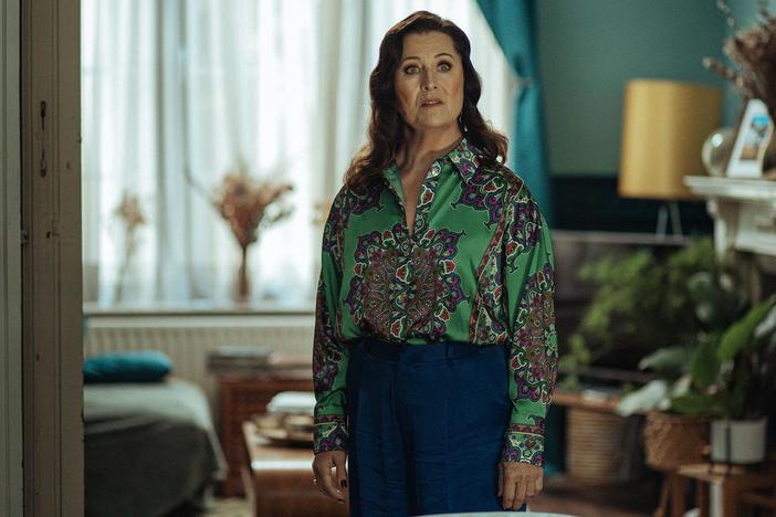 Following the death of her son, Dubravka Mimica confronts Hannah Laing at her home.