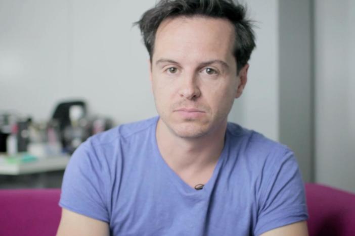 Sherlock's Benedict Cumberbatch, Mark Gatiss and Andrew Scott salute Comic-Con fans.