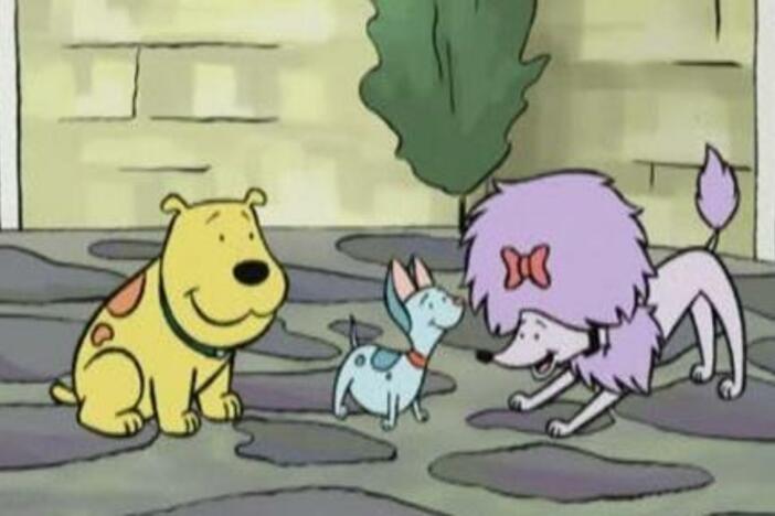 Clifford helps Frankie, a smaller dog, feel more comfortable with his size.