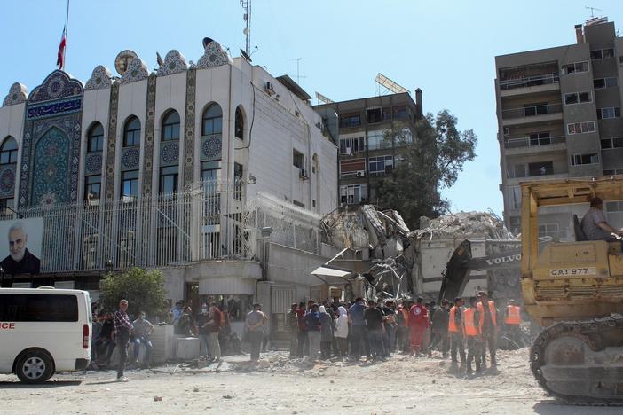 News Wrap: White House warns Iran against retaliation for Israeli airstrike on consulate