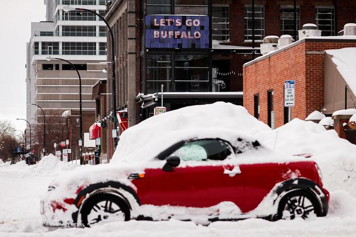 Western New York digs out of snow as winter storm death toll rises