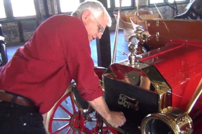 Geoffrey visits the Piquette Avenue plant where the first 12,000 Model Ts were built.