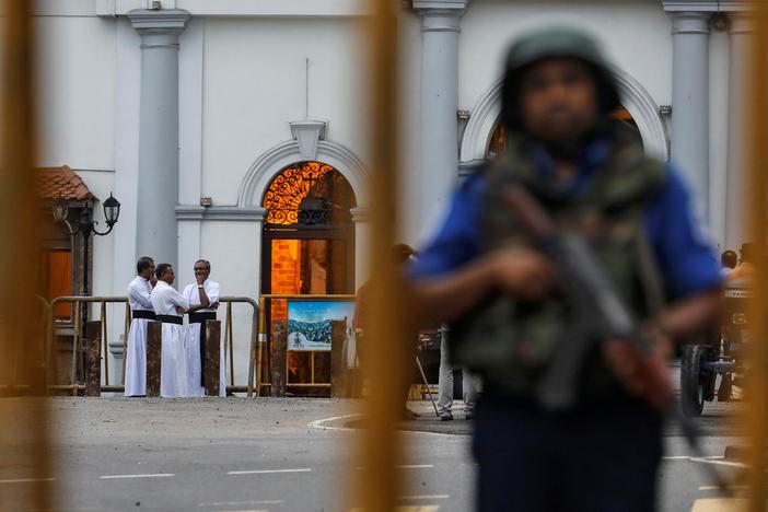 News Wrap: Catholic clergy in Sri Lanka demand crackdown on Islamic extremists