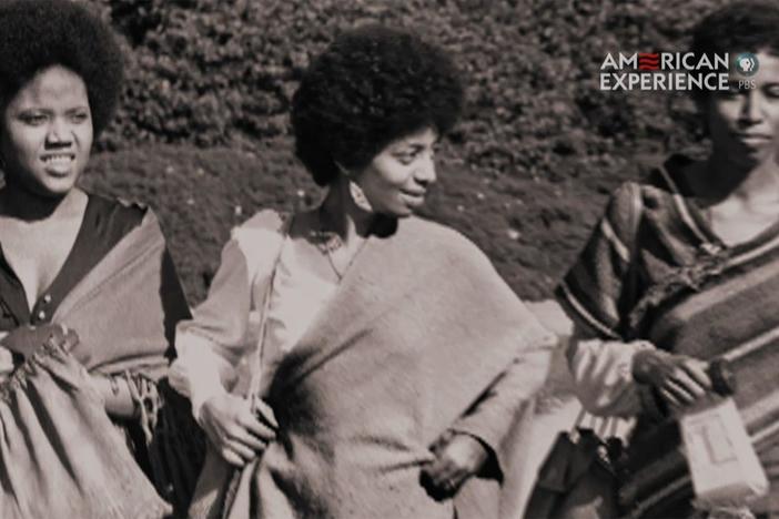 1967, young people flooded into San Francisco to find what one described as “wonderland.”