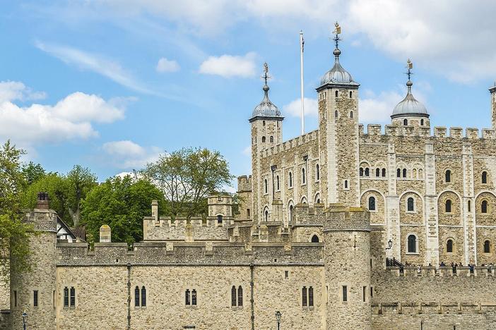 Find out if the 15th-century murder of two princes in the Tower of London can be solved.