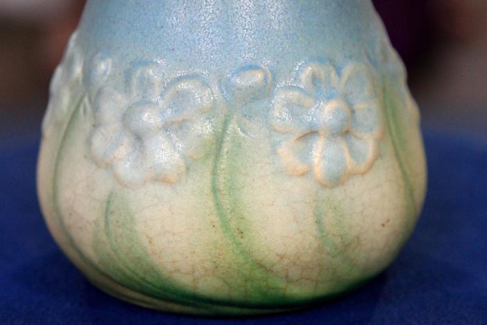 Appraisal: 1903 Van Briggle Vase with Flowers, from Des Moines Hour 3