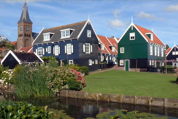 By train, bike, and boat, we visit the top Dutch sights outside of Amsterdam
