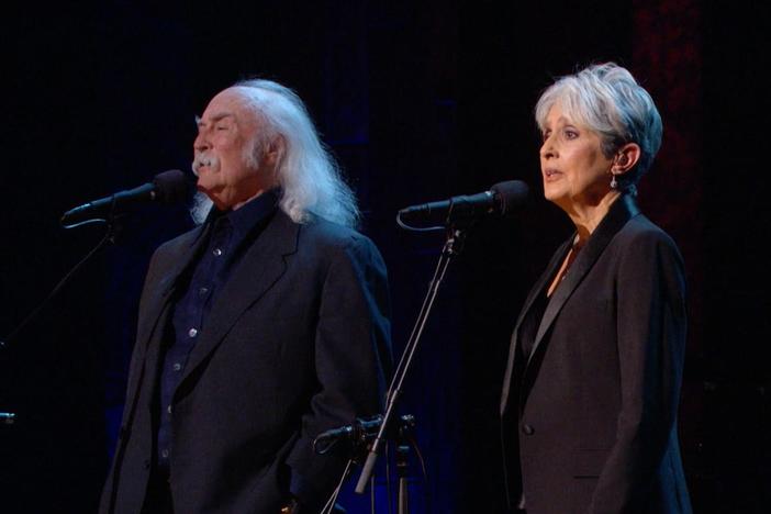 Joan Baez and David Crosby Sing "Blackbird"
