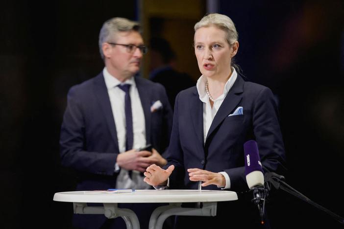 German voters shift substantially to the right in landmark election