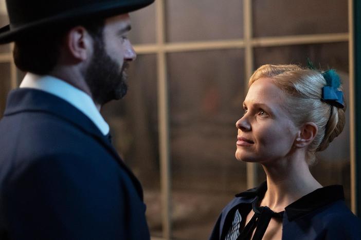 Eliza and Moses work to solve an attempted murder, but realize the real target was Eliza.