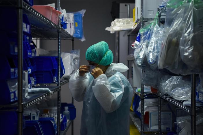 'Darkest part of the pandemic' is approaching, says public health expert