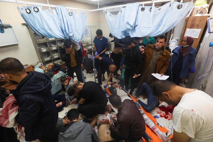 Israeli troops move south into Gaza's 2nd largest city amid pleas to protect civilians