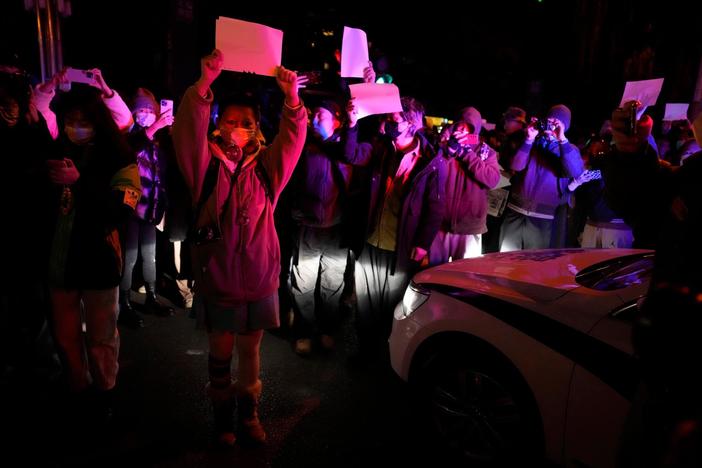 Thousands in China protest zero-COVID policy in largest demonstrations in decades