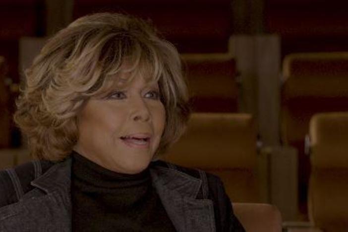 Carroll tells the story of an early makeup session for the TV show “Julia.”