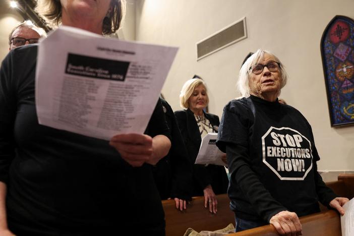South Carolina executes convicted murderer by firing squad