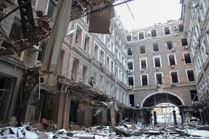 Ukraine calls for no fly zone, NATO support