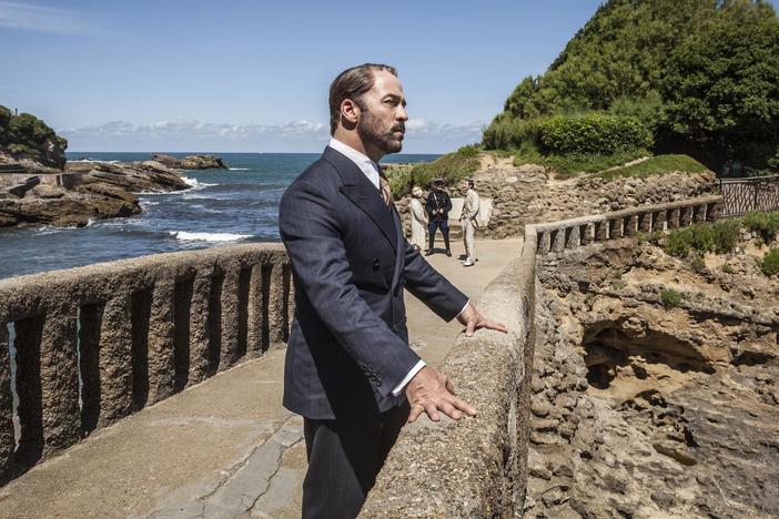 See a preview for Mr. Selfridge, the Final Season, Episode 3.