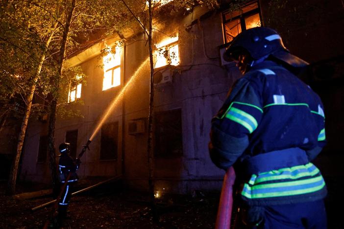 News Wrap: At least 6 killed as Russia, Ukraine trade attacks across the country