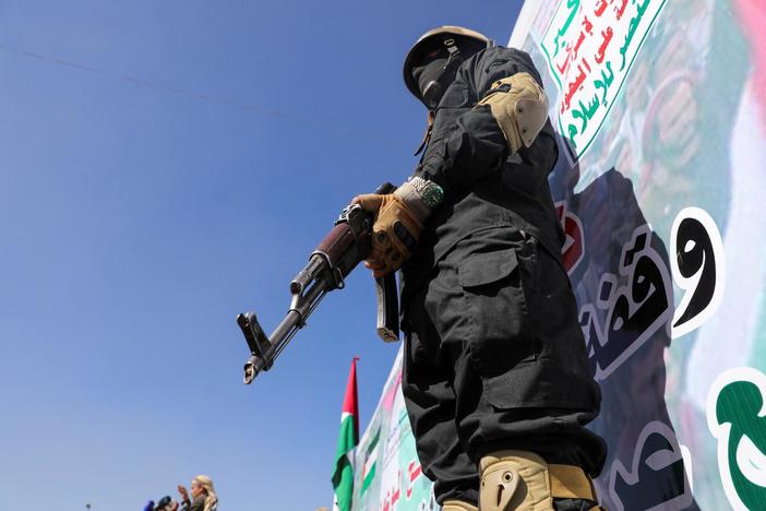 U.S. and U.K. strike Houthi targets in Yemen for attacks on ships in Red Sea