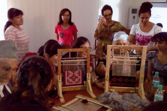 Master Navajo weaver Barbara Teller Ornelas on weaving.